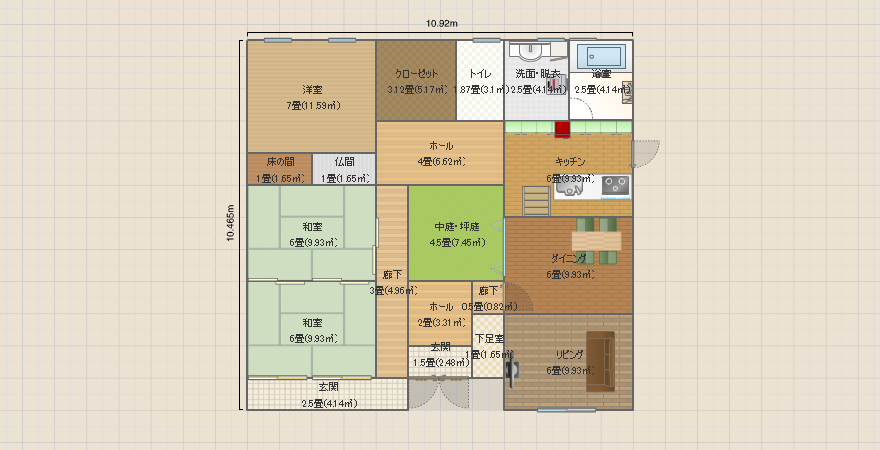 南玄関　中庭　間口・奥行11ｍ 2階が途中